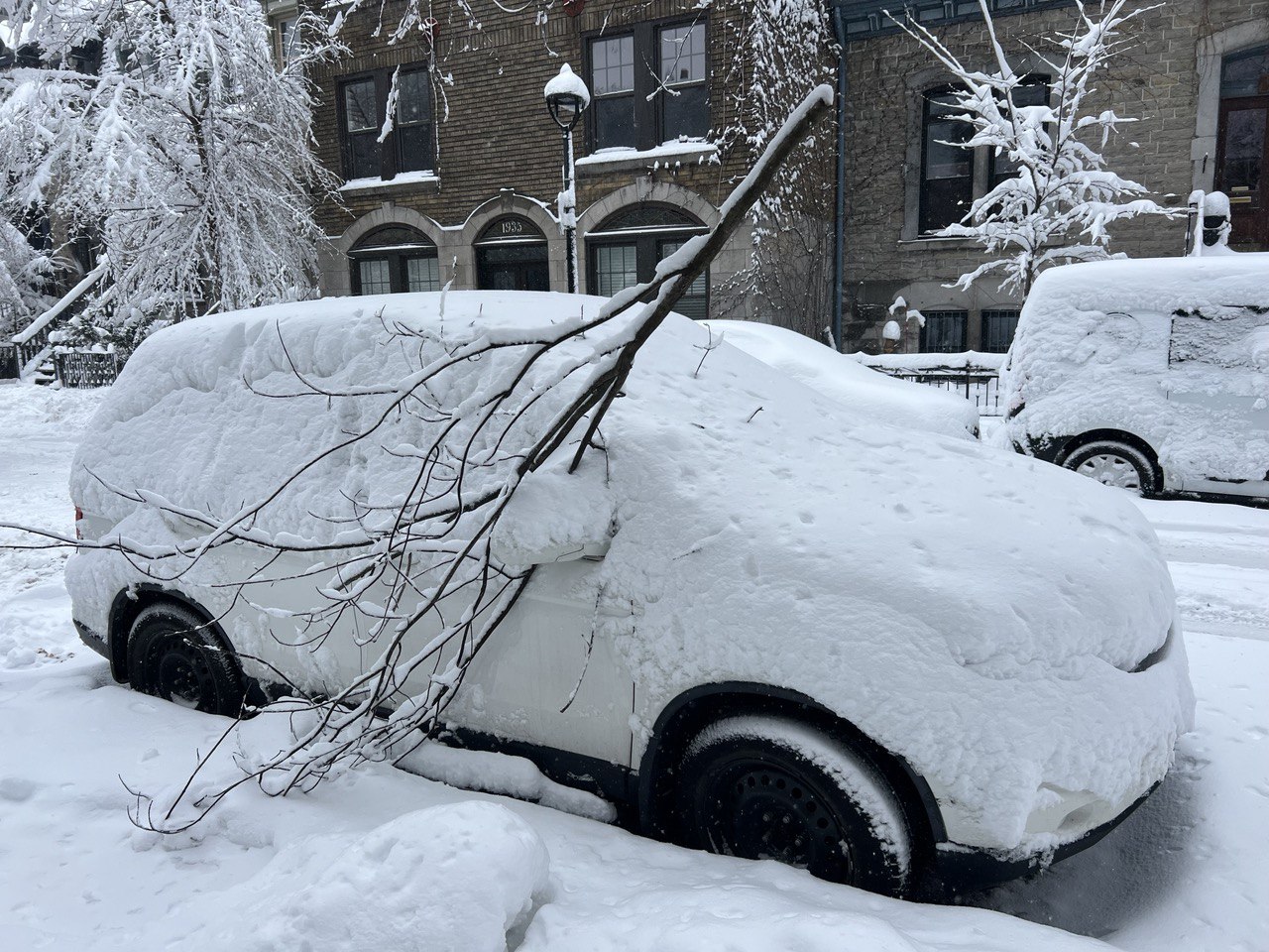 [Images] Montréal : première tempête de neige de la saison