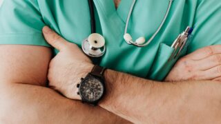 Le Collège des médecins ouvre la porte aux candidats internationaux